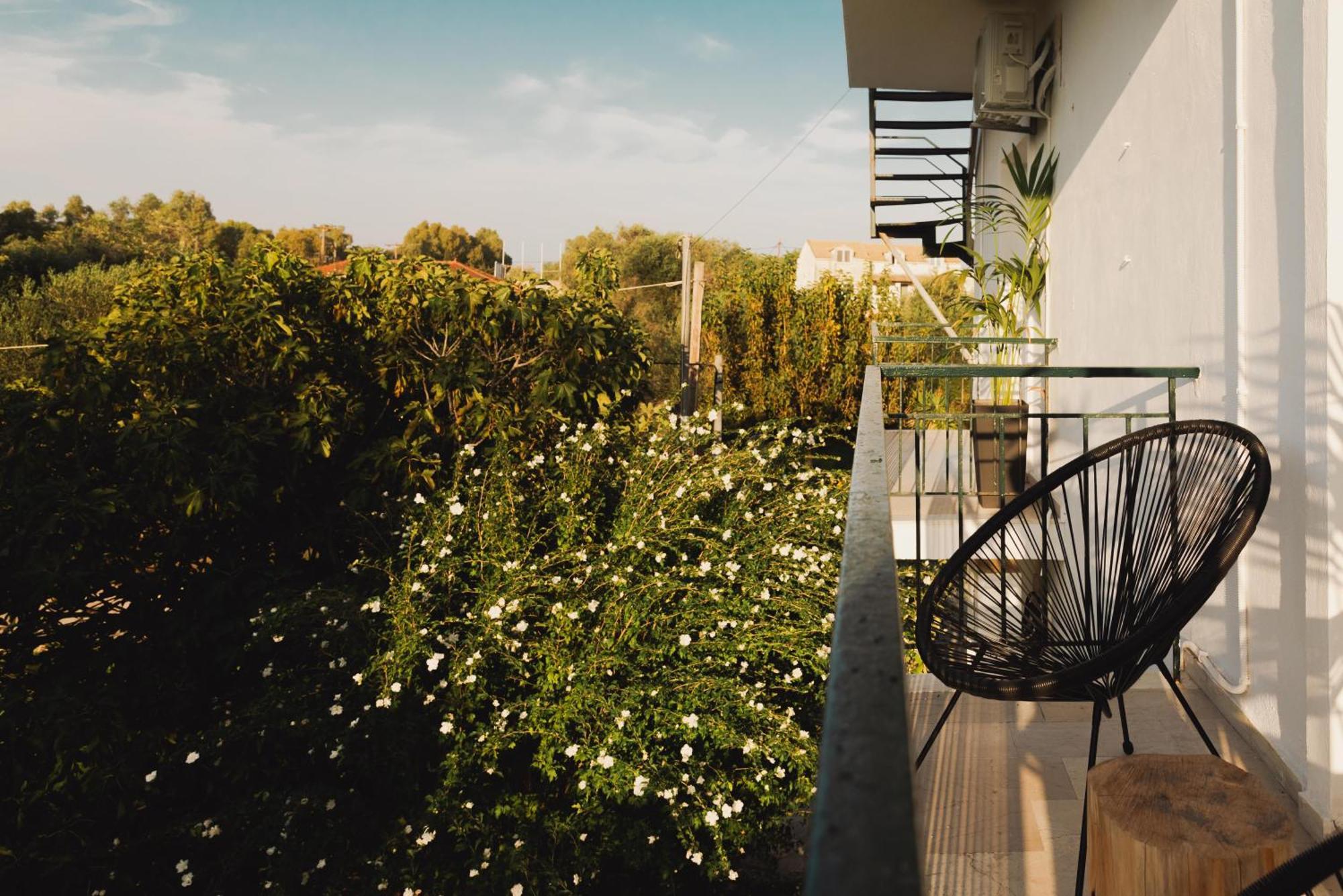 Olive Grove Suites Boutique Hotel Мораитика Экстерьер фото
